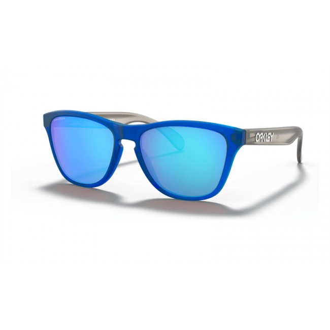 Oakley Frogskins Xs Youth Fit Sunglasses Matte Translucent Sapphire Frame Prizm Sapphire Lens
