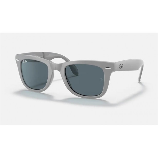 Ray Ban Wayfarer Folding Classic RB4105 Sunglasses Grey Frame Blue Classic Lens